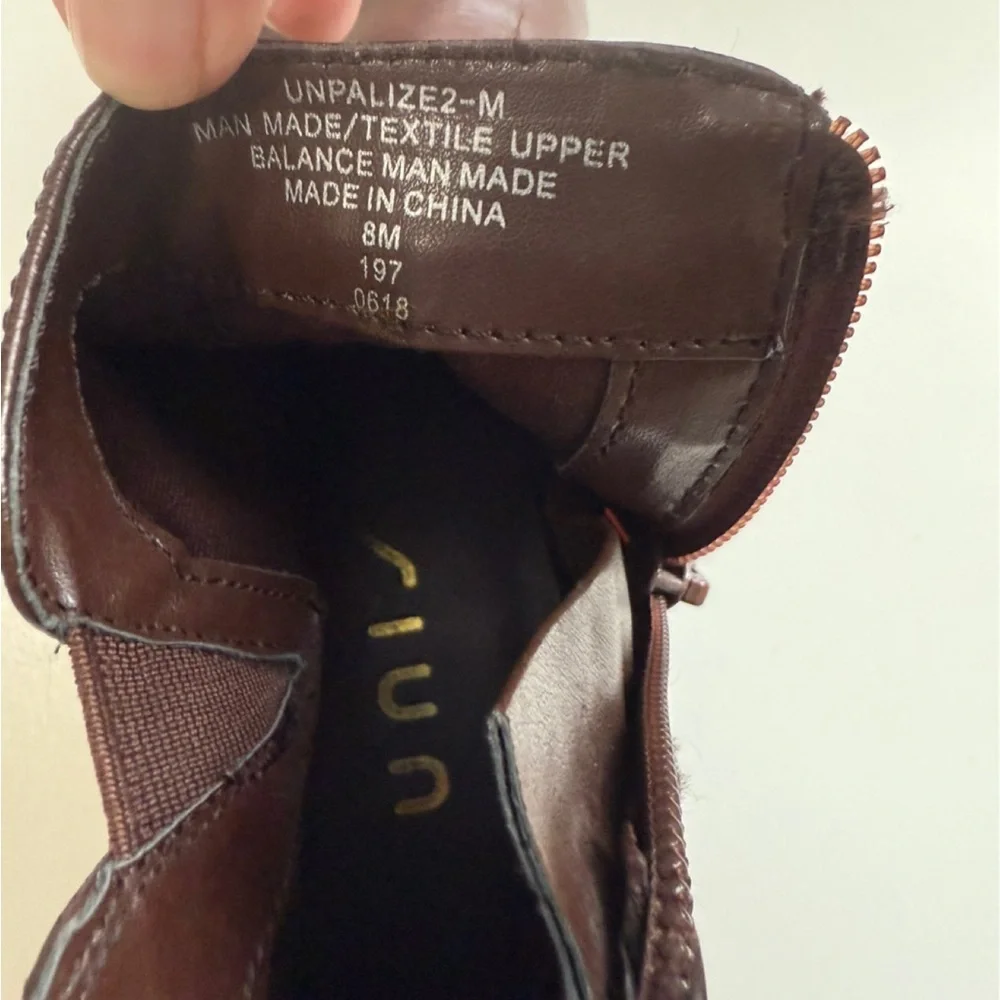 Unisa Brown Ankle Boots. Size 8